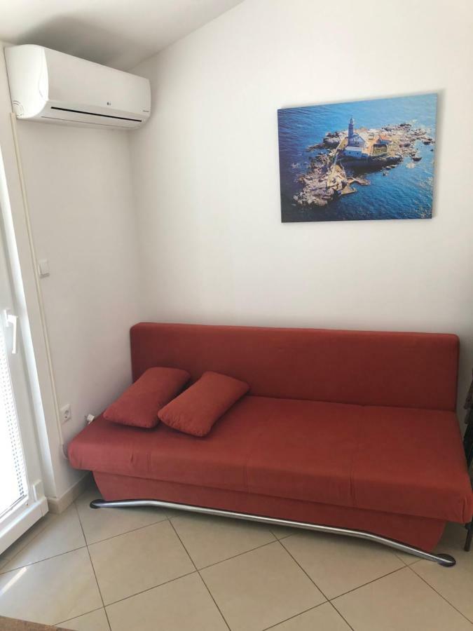 Apartments Volarevic Blace Bagian luar foto